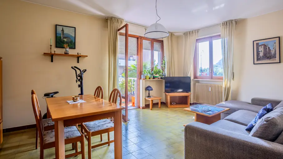 Appartamento Viale Dante Alighieri 24, Luino