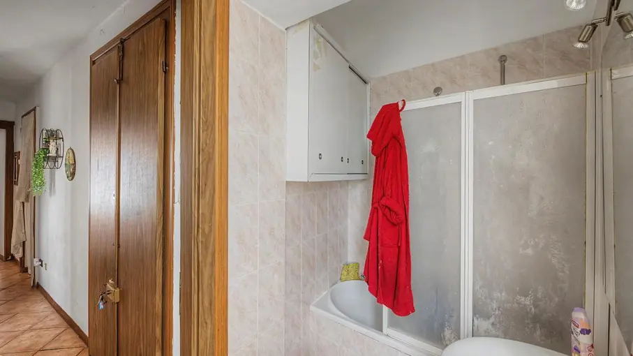 Appartamento Via XXV Aprile 87, Luino