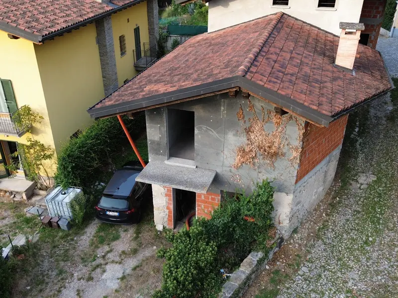 Immobile immagine 1