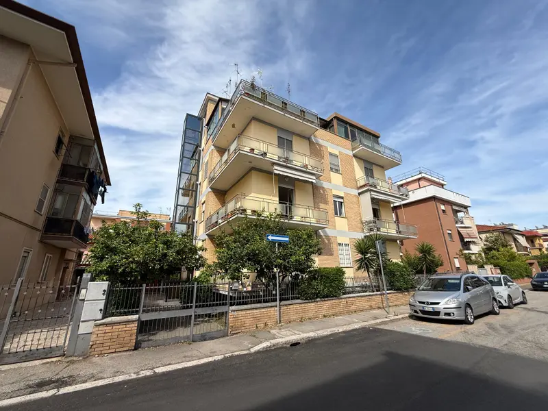 Immobile immagine 1