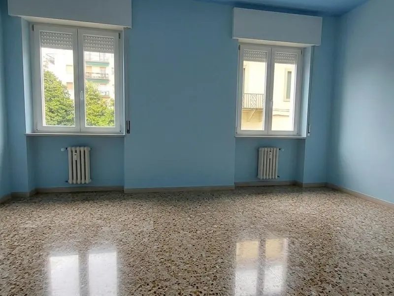 Immobile immagine 1