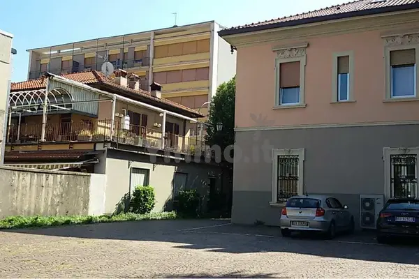 Immobile immagine 3