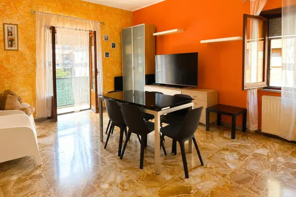 Immobile immagine 5