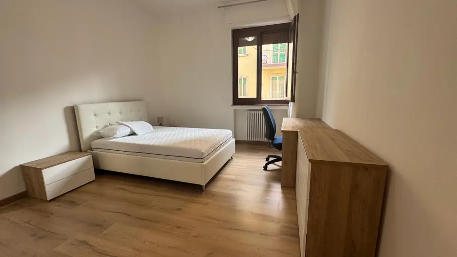 Stanza in appartamento Via Pier Fortunato Calvi 22, Verona