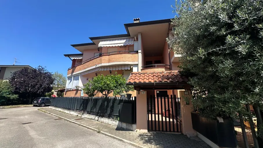 Appartamento Via delle Acacie 13, Sermoneta