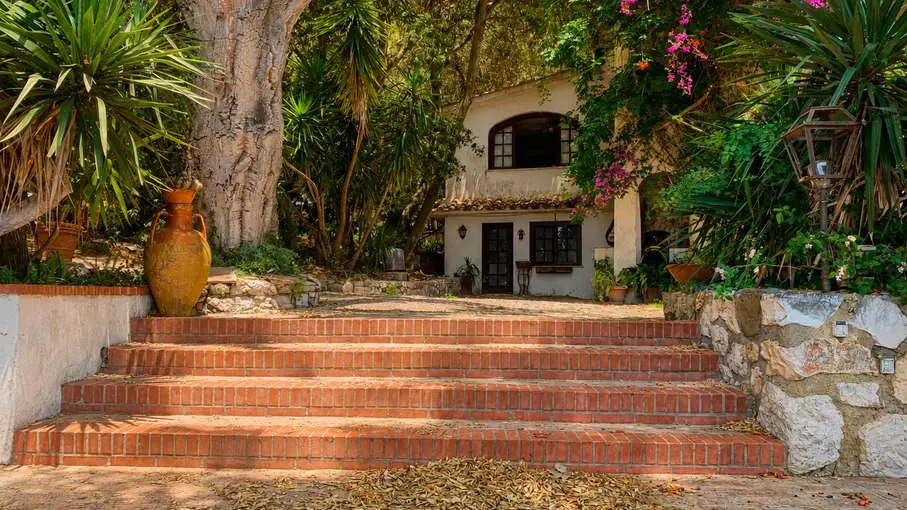 Villa unifamiliare Via Arezzo 4, Sabaudia