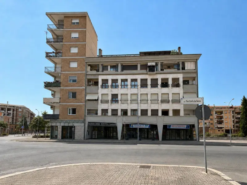 Immobile immagine 1