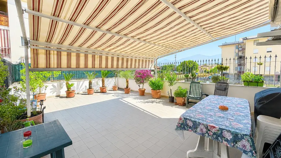 Appartamento Via della Viola 15, Latina