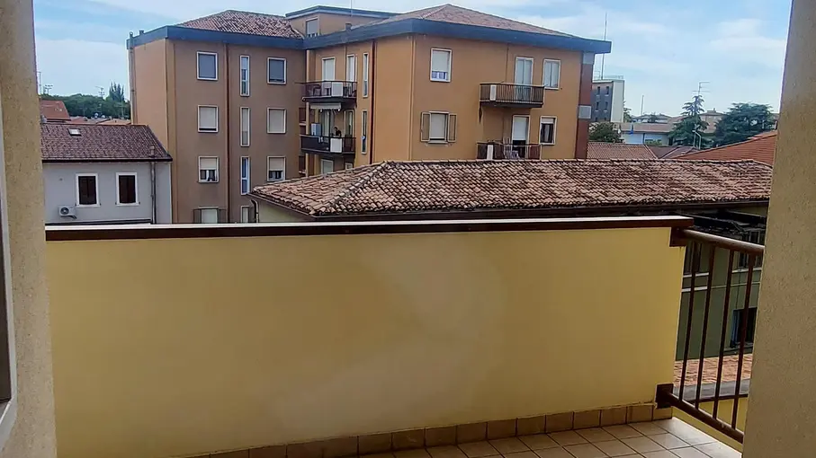 Stanza in appartamento Via Ragazzi del '99 4, Verona