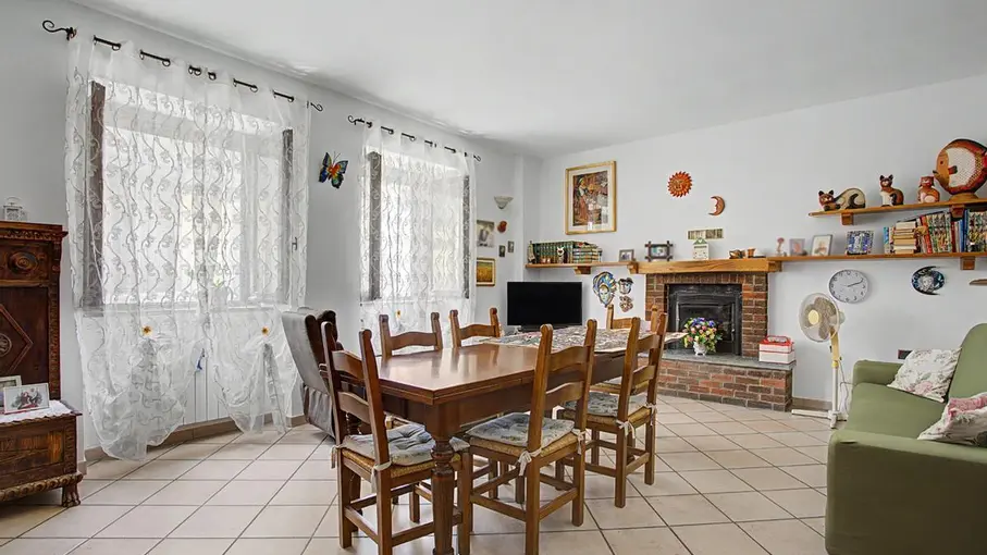 Appartamento Contrada Crosa 11, Cocquio-Trevisago