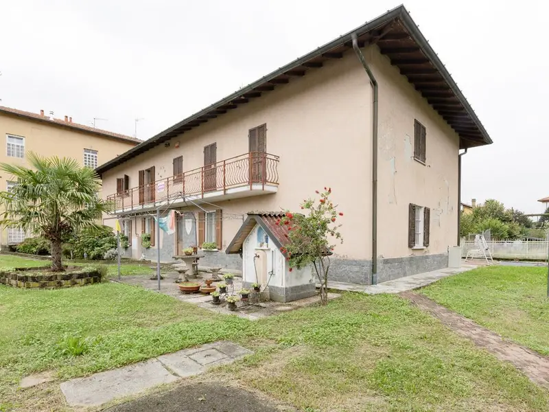 Immobile immagine 1