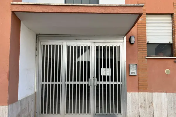 Immobile immagine 3