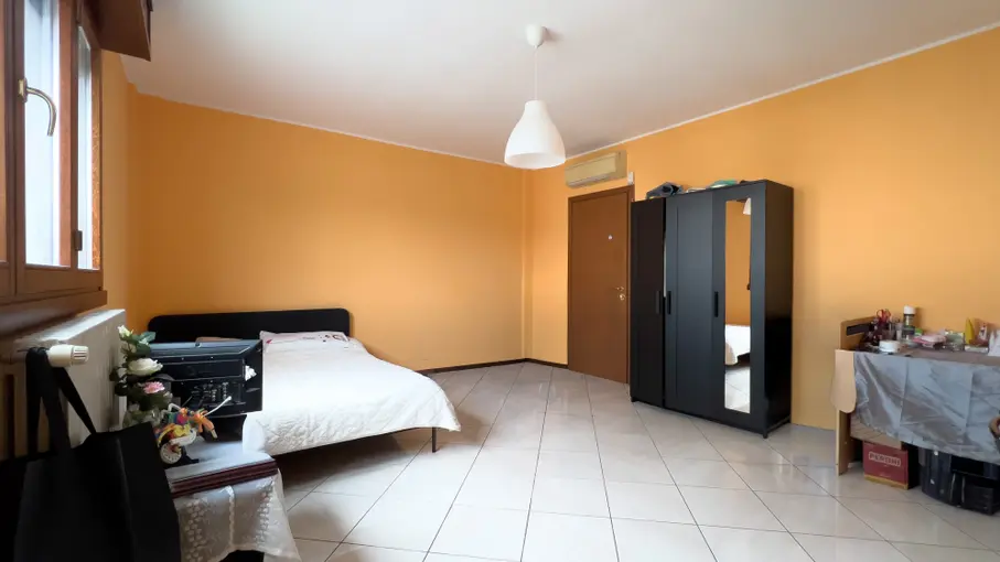 Stabile o palazzo Via P. Togliatti 1, Corsico