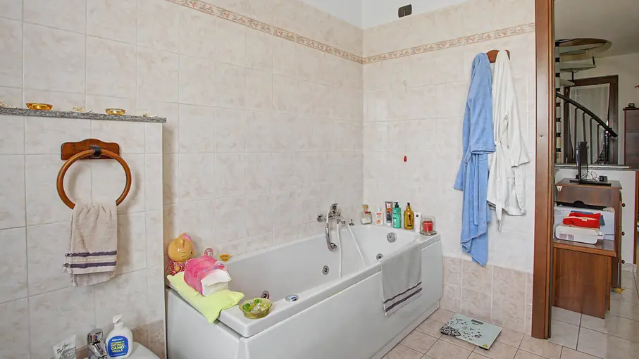 Villa a schiera Via Provinciale 5, Grantola