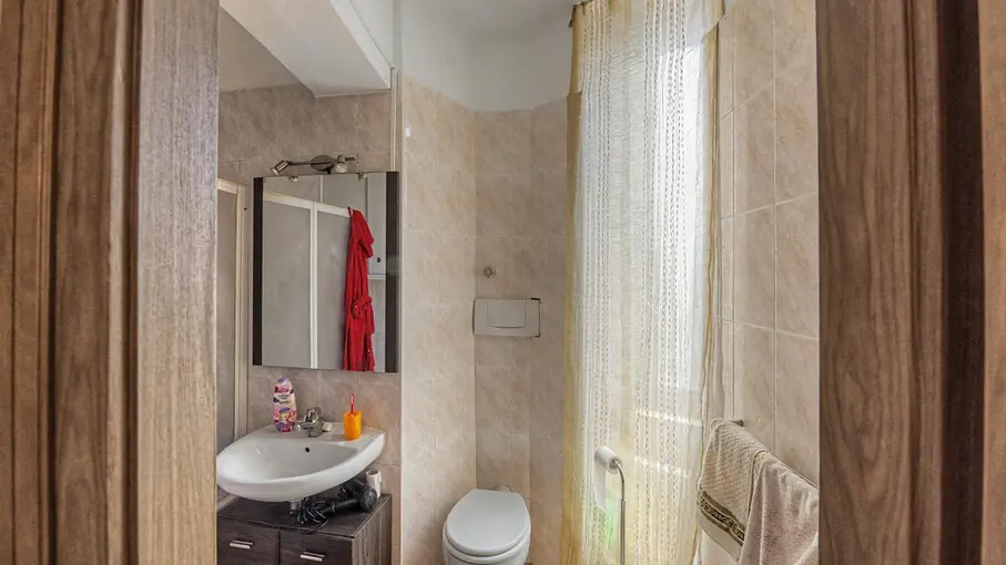 Appartamento Via XXV Aprile 87, Luino