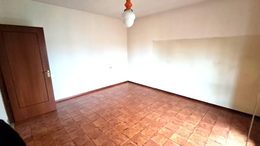 Appartamento Via Noradino Zapparoli 5, Borgocarbonara