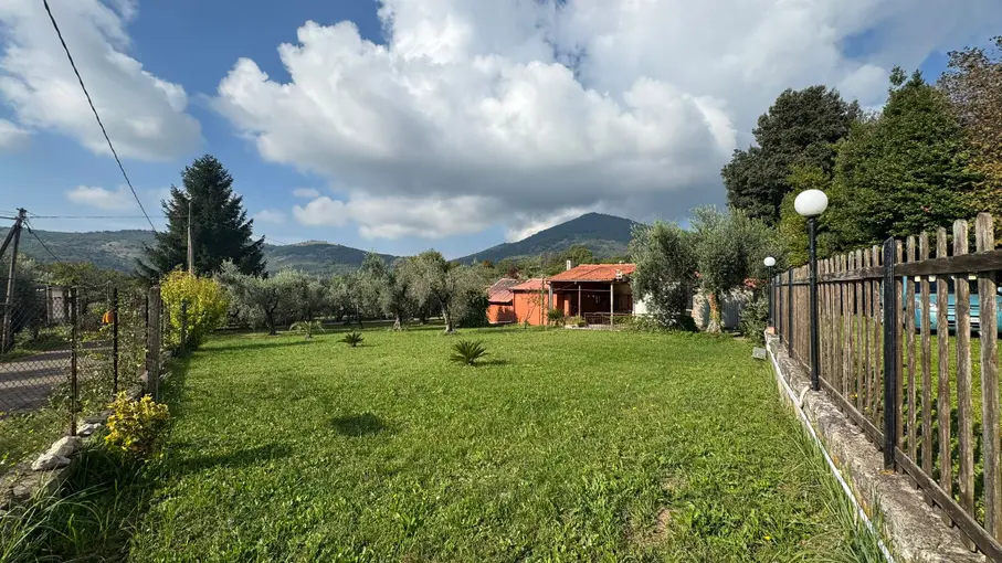 Cascina Via Madonna degli Angeli 13, Bassiano