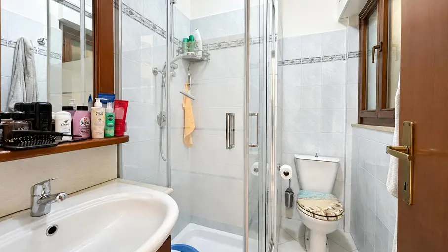 Appartamento Via della Viola 15, Latina