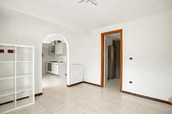 Immobile immagine 8