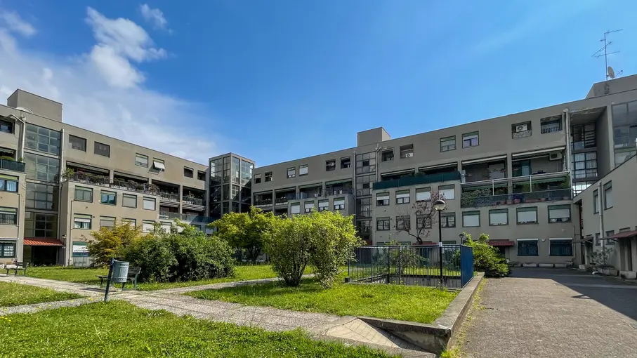 Appartamento Via C. Battisti 31, Bollate