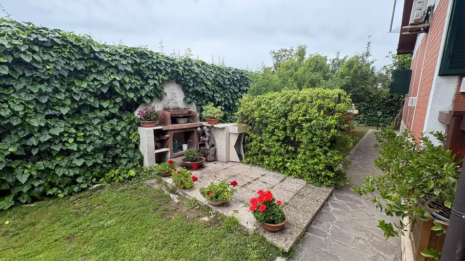 Villa unifamiliare Via Montecristo 19, Latina