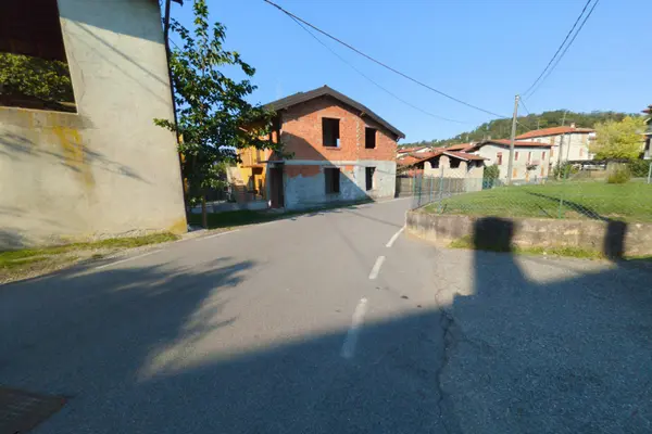 Immobile immagine 6