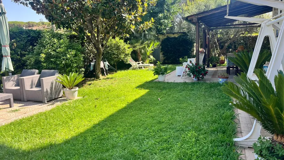 Appartamento Strada Litoranea 11376, Latina