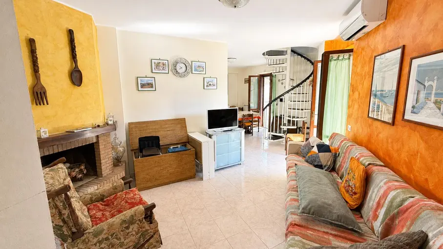 Villa a schiera Via degli Albizzi 235, Latina