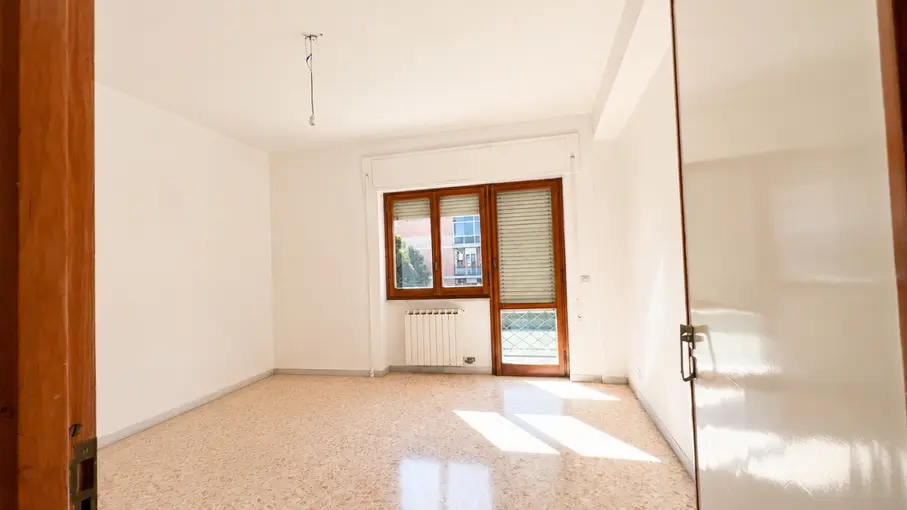 Appartamento via Satrico 25, Latina