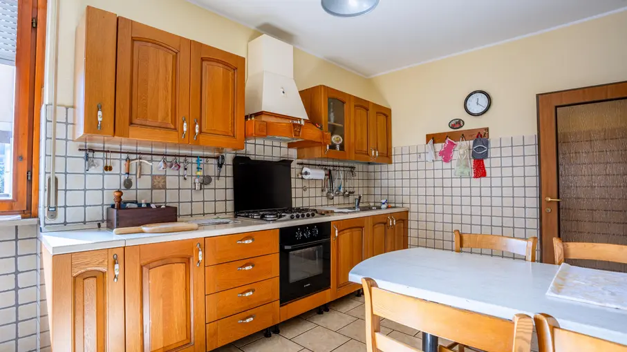 Appartamento Viale Dante Alighieri 24, Luino