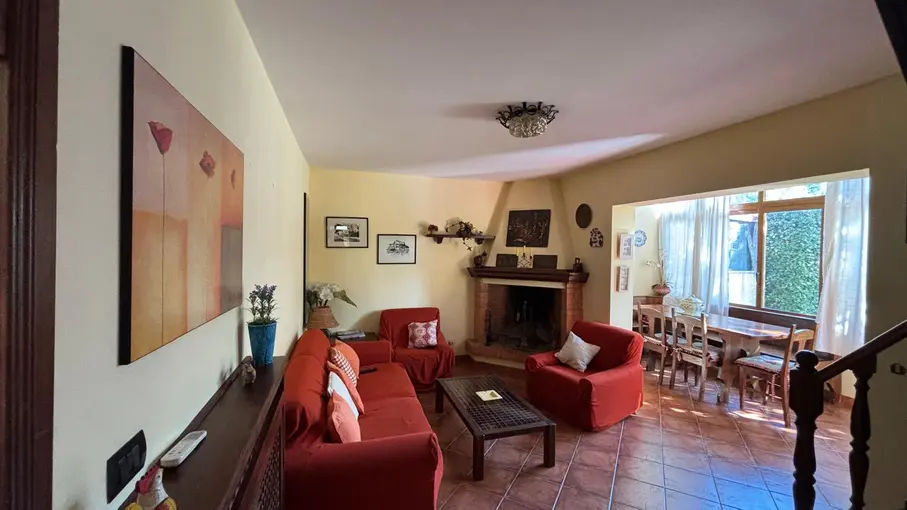 Villa bifamiliare Via Sezze 52, Bassiano