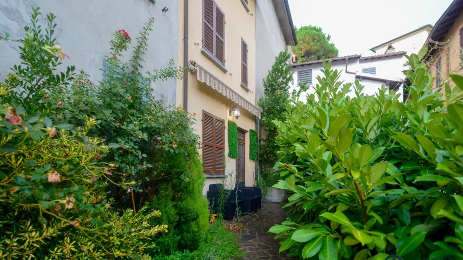 Villa unifamiliare Via Monsignore Torta 2, Casteggio
