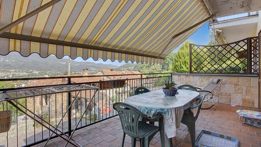 Villa a schiera Via Provinciale 5, Grantola