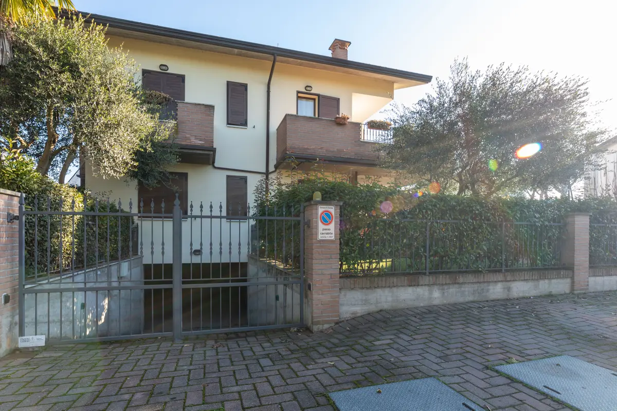 Immobile immagine 1