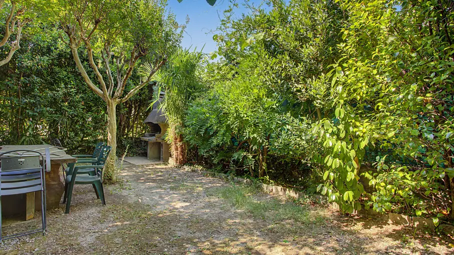Villa bifamiliare Viale della Libertà 4, Sangiano
