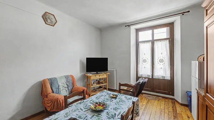 Appartamento Via XXV Aprile 87, Luino