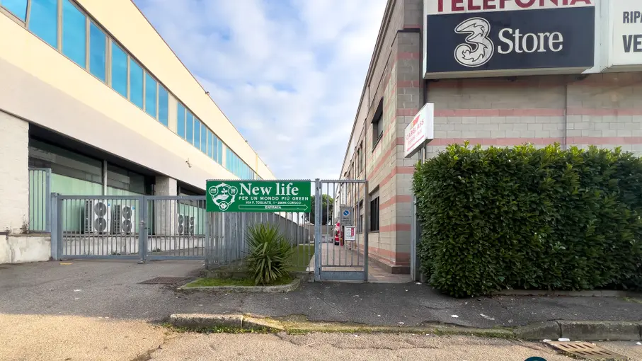 Stabile o palazzo Via P. Togliatti 1, Corsico