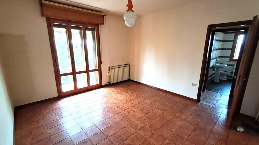 Appartamento Via Noradino Zapparoli 5, Borgocarbonara