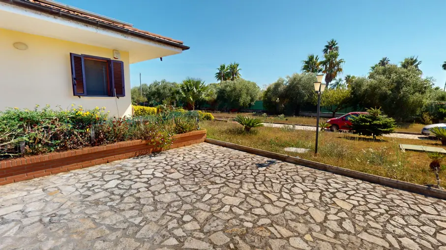 Villa unifamiliare Strada Litoranea 435, Latina