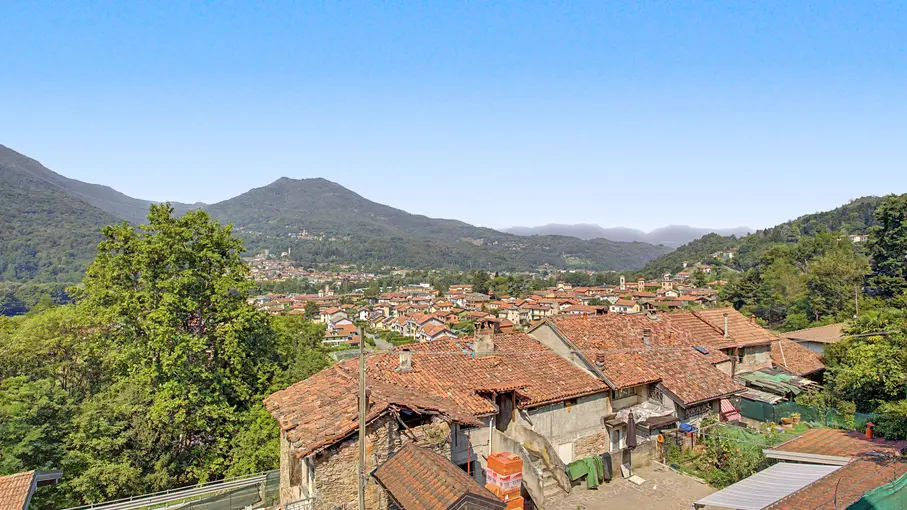 Villa a schiera Via Provinciale 5, Grantola