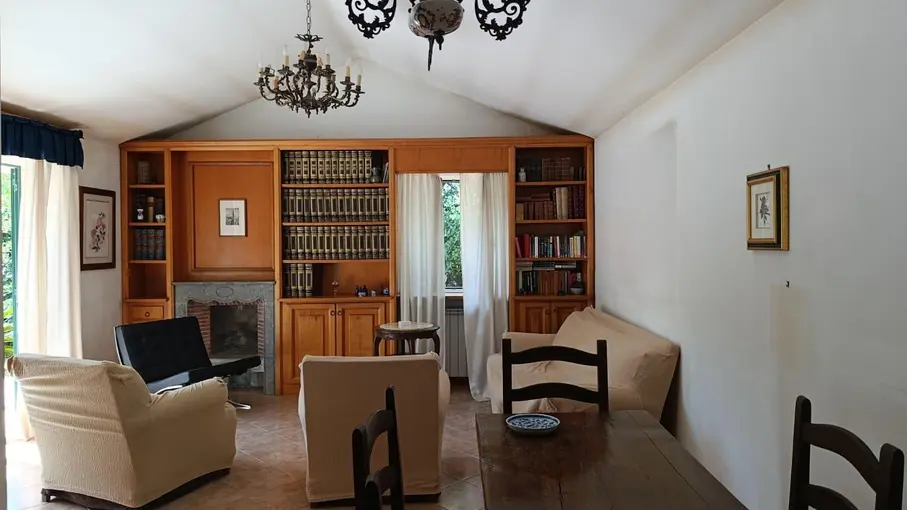 Villa unifamiliare Strada Nascosa 142, Latina