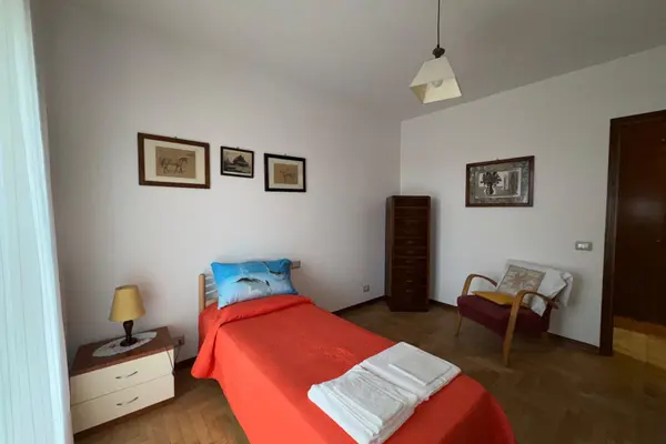 Immobile immagine 2