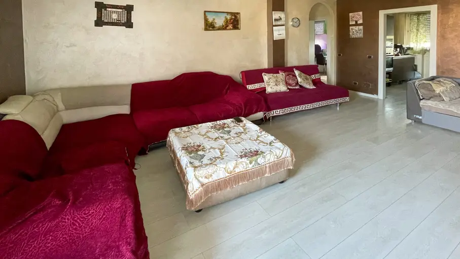 Appartamento Via C. Battisti 31, Bollate