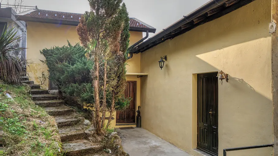 Villa unifamiliare Frazione Capovico 49, Blevio