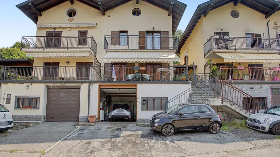 Villa a schiera Via Provinciale 5, Grantola
