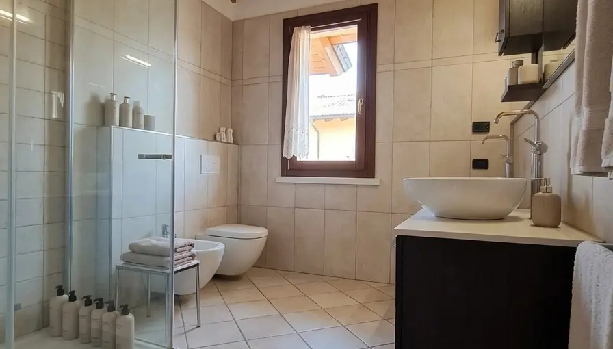 Villa bifamiliare Via Lucio Battisti 19, Concamarise