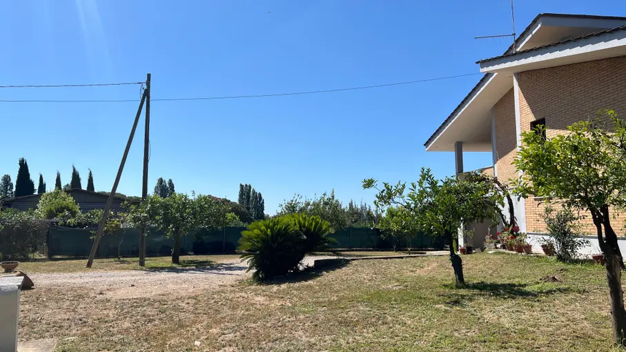 Villa unifamiliare Strada Nascosa 112, Latina