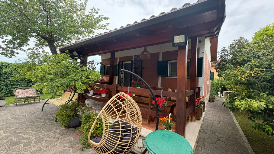 Villa unifamiliare Via Montecristo 19, Latina
