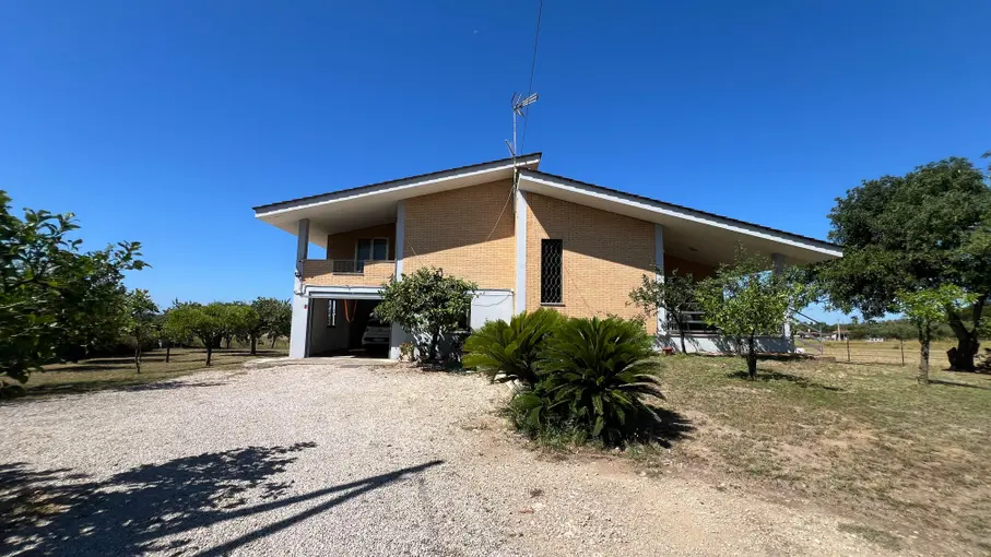 Villa unifamiliare Strada Nascosa 112, Latina