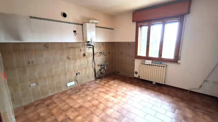 Appartamento Via Noradino Zapparoli 5, Borgocarbonara